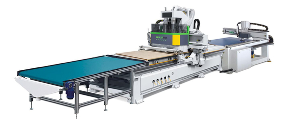 Corte de madera de la máquina de la jerarquización del CNC del servocontrol con la revista de 12 herramientas y el banco del taladro 9V