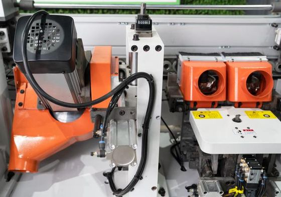 Máquina automática de banda de bisel / borde recto HD783J