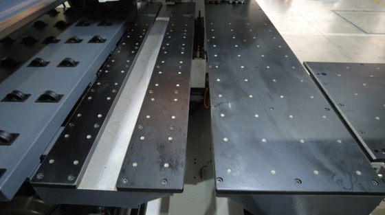 Muebles de paneles de seis lados Máquina de taladrado CNC HB62JF