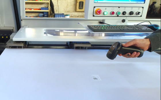 Muebles de paneles de seis lados Máquina de taladrado CNC HB62JF
